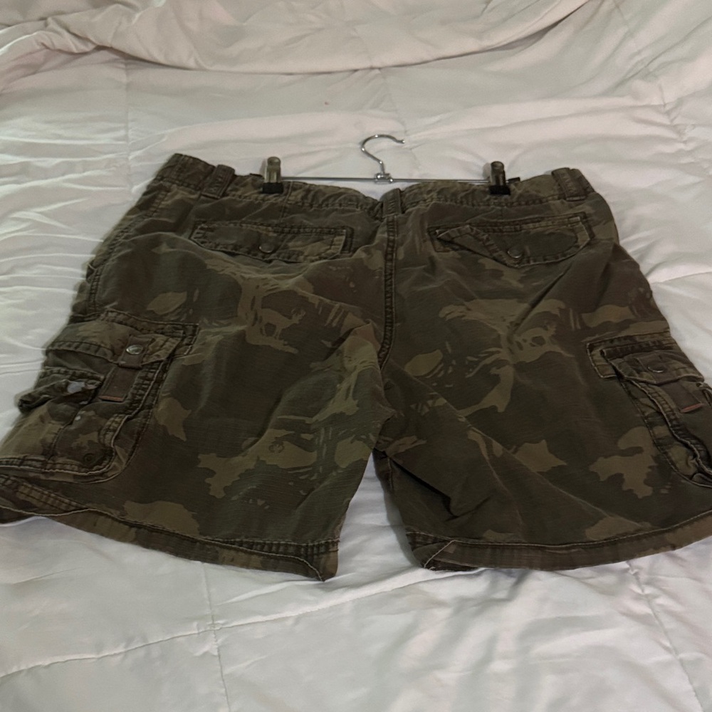 RedHead Men's Olive Cargo Shorts - Picture 4 of 5